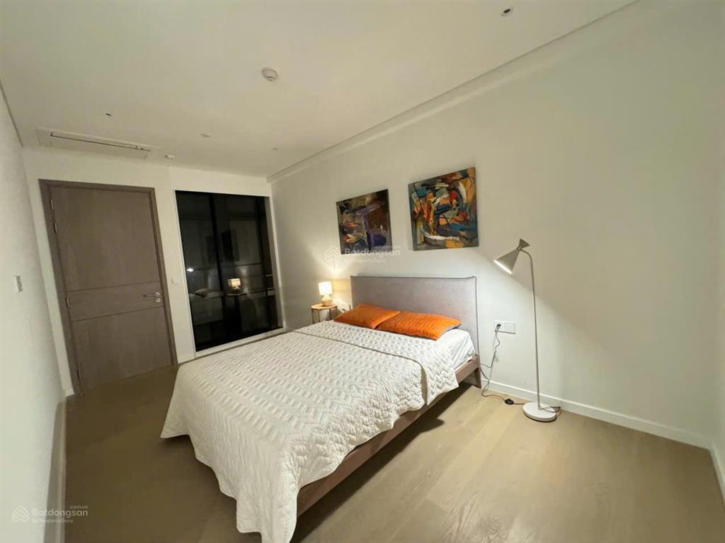 The opera residences 3pn full nt đẹp cho thuê 106 triệu   0363 810 ***