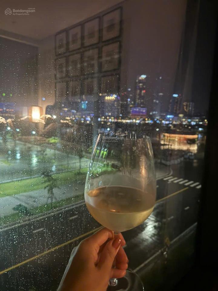 The opera residences 3pn full nt đẹp cho thuê 106 triệu   0363 810 ***