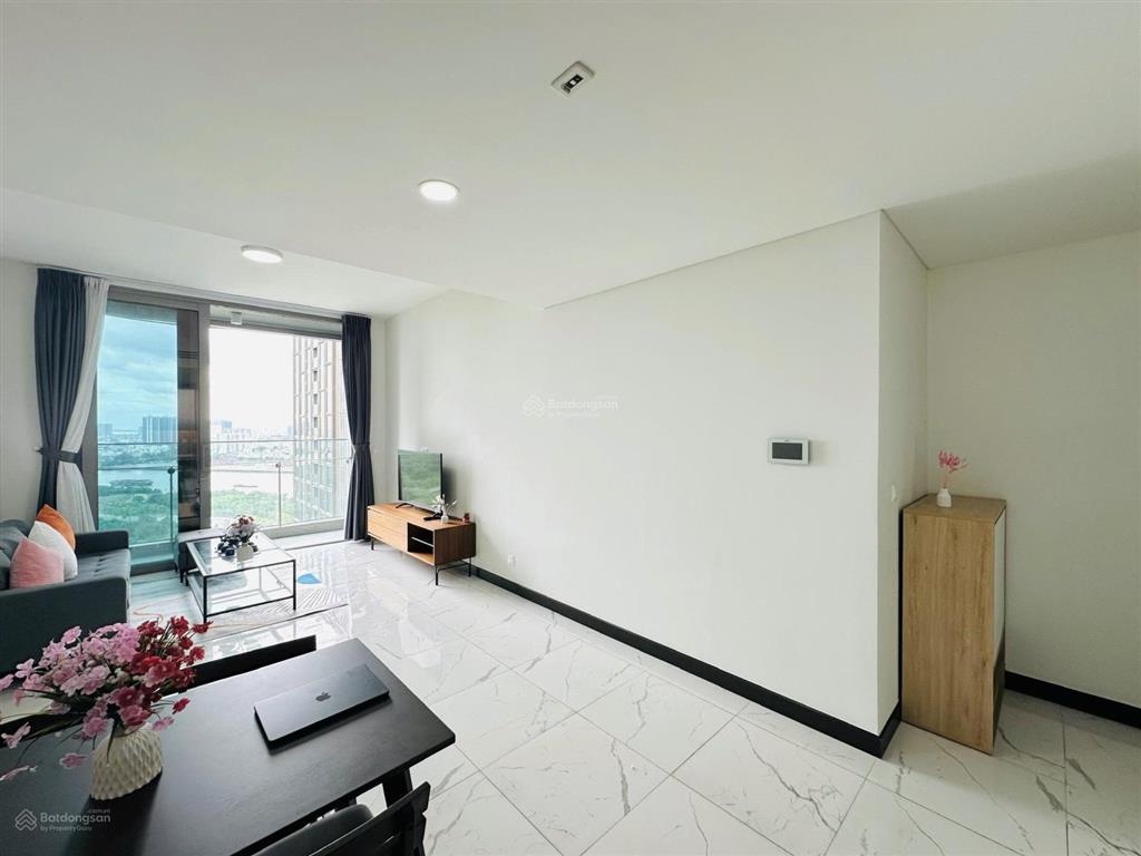 Cho thuê nhanh căn 1pn fnt empire city lầu cao chỉ 25 triệu 0363 810 ***