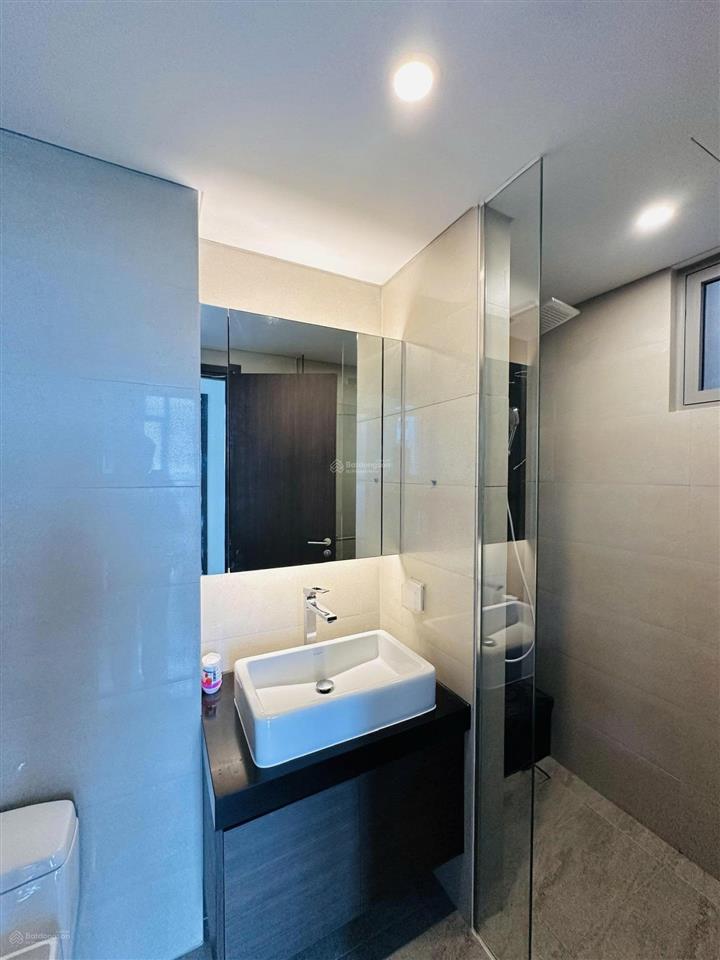 Cho thuê nhanh căn 1pn fnt empire city lầu cao chỉ 25 triệu 0363 810 ***