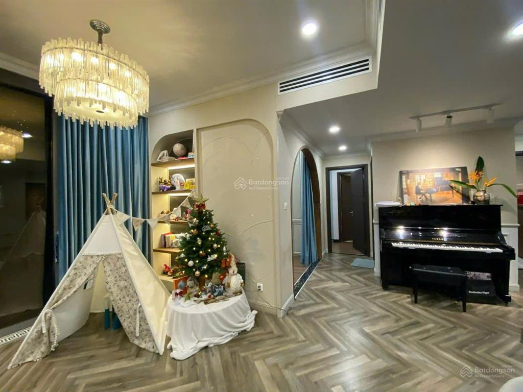 Căn hộ 3pn empire city full nội thất đẹp, layout rộng cho thuê chỉ 70 triệu.  0363 810 ***