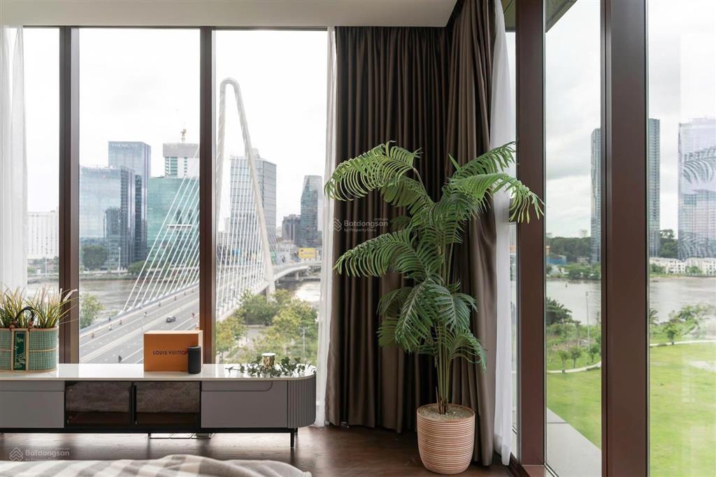 The galleria 4pn full nội thất view sông quận 1, cầu bason cho thuê