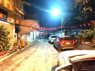 Tôi bán đất  lô góc  136m2  gần vinhomes đan phượng  ô tô vào đất  gía 85tr/m (mtg)