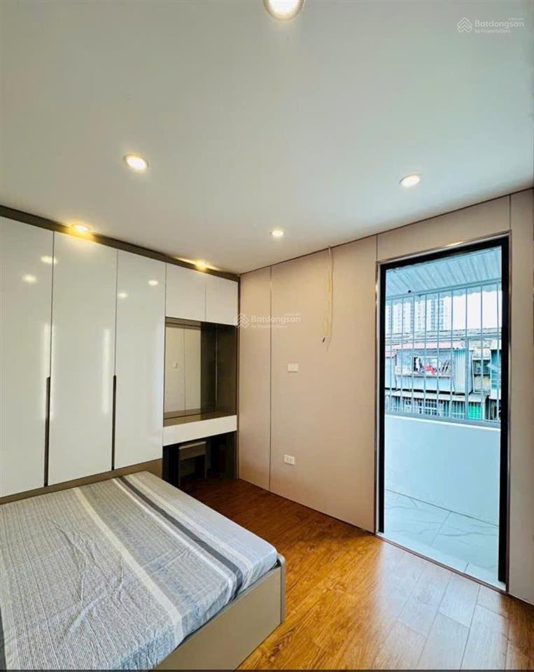 Bán nhà phú diễn  4t 33m2  lô góc 3 thoáng  ô tô đỗ cửa ngày đêm   0784 366 ***