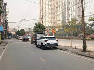 Bán đất tặng nhà  mặt phố ql32  69,2m2  lai xá  hoài đức  sát phố nhổn  giá cực êm