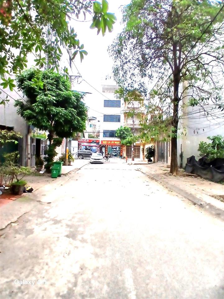 Bán đất lai xa  70m2  sát ql32 và vành đai 3.5  cách ga metro nhổn 600m  giá đầu tư