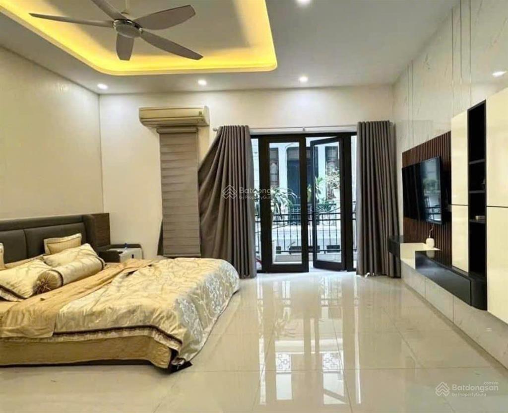 Chính chủ, nhờ bán nhanh nhà hồ tùng mậu, 45m, 8t, gara, gần goldmark city, giá cực tốt