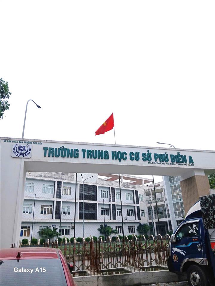 Bán đất đường phú diễn  38m  ô tô kd  cách 2 nhà ô tô tải tránh  giá chỉ 9,1 tỷ (mtg)