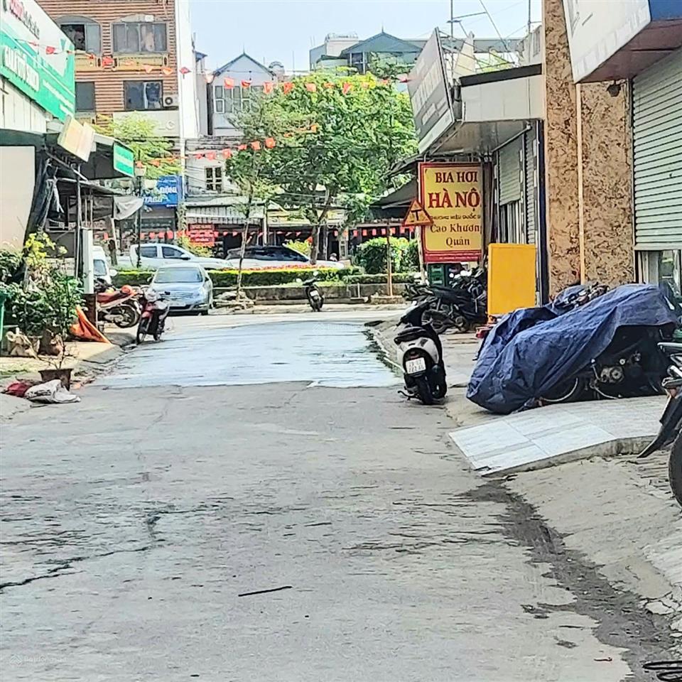 Bán đất lai xá, 52m, vỉa hè pl, cạnh đh thành đô, ql32, vành đai 3.5, ga nhổn, giá đầu tư