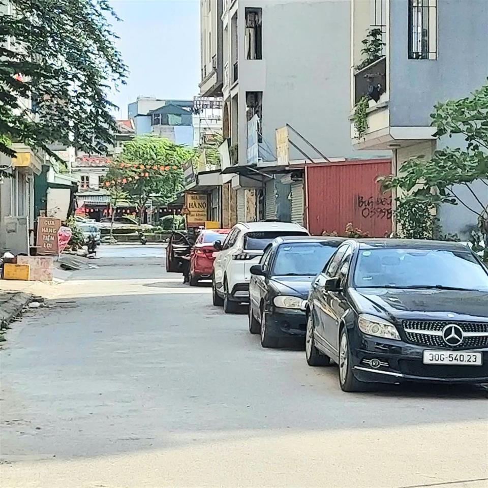 Bán đất lai xá, 52m, vỉa hè pl, cạnh đh thành đô, ql32, vành đai 3.5, ga nhổn, giá đầu tư