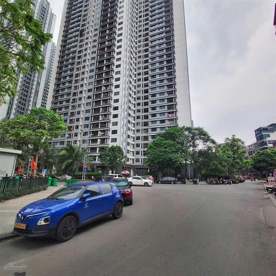 Bán căn hộ  78m  2pn  đủ nt  tại goldmark city hồ tùng mậu  giá chỉ 6,8 tỷ
