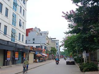 Bán đất phú diễn  38m2  gara  kd  10m ô tô tải tránh  chỉ 9,1 tỷ   0784 366 ***