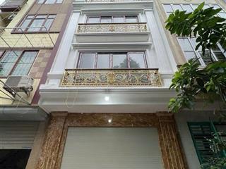 Cần bán nhanh  nhà p/l phố nhổn, tu hoàng  43m  gara 7 tầng  t.máy  0784 366 ***