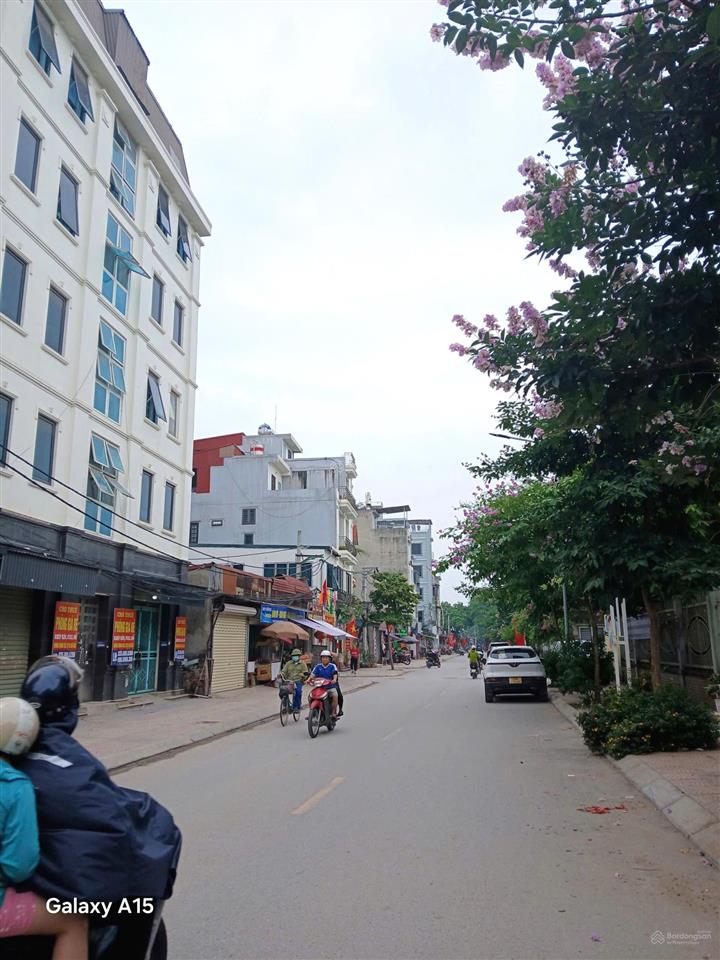 Hiếm có lô đất phú diễn thứ 2  37m²  ô tô vào đất  sát trục chính kd  giá chỉ 9,1 tỷ