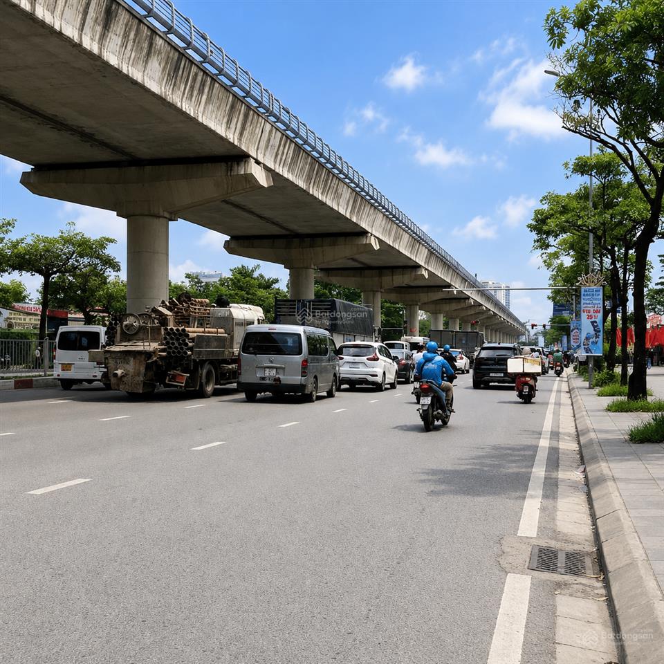 Giảm sâu 1 tỷ  nhà gần metro hồ tùng mậu  45m  8t/thang máy  gara kd