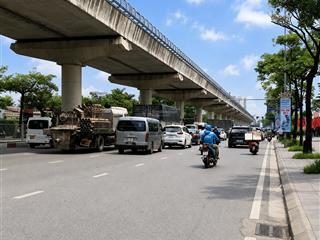 Giảm sâu 1 tỷ  nhà gần metro hồ tùng mậu  45m  8t/tmáy  gara kd