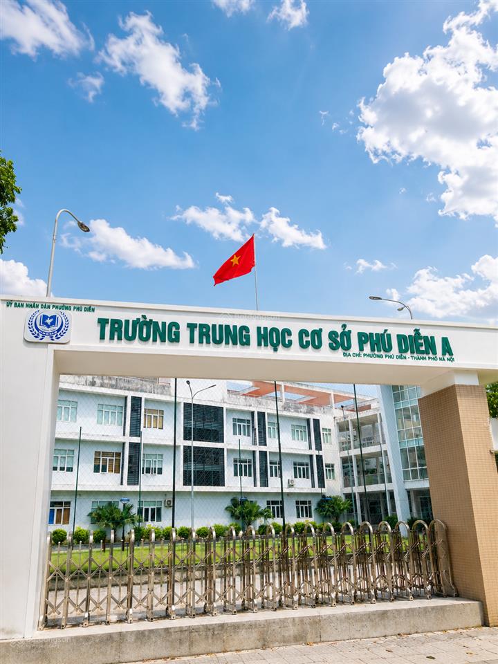 Bán đất phú diễn  38m2  ô tô vào đất  gần đại học tn&mt  giá chỉ 9,1 tỷ
