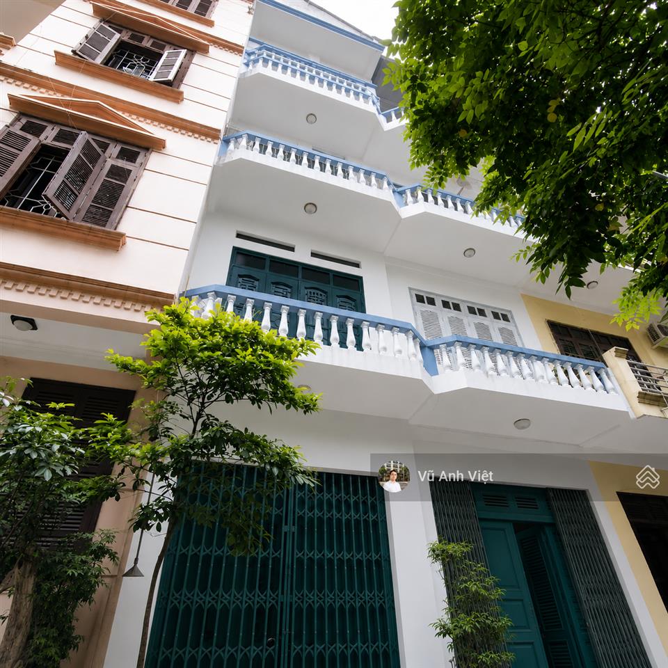 Hàng hiếm hồ tùng mậu  vỉa hè p.lô  cạnh goldmark city  4pn  chỉ 10,9 tỷ