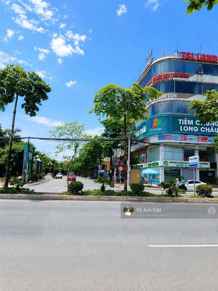Chính chủ bán 100m2 đất tt phùng  đất sát quận ủy  ngõ thông ô tô  giá chỉ 6,5 tỷ