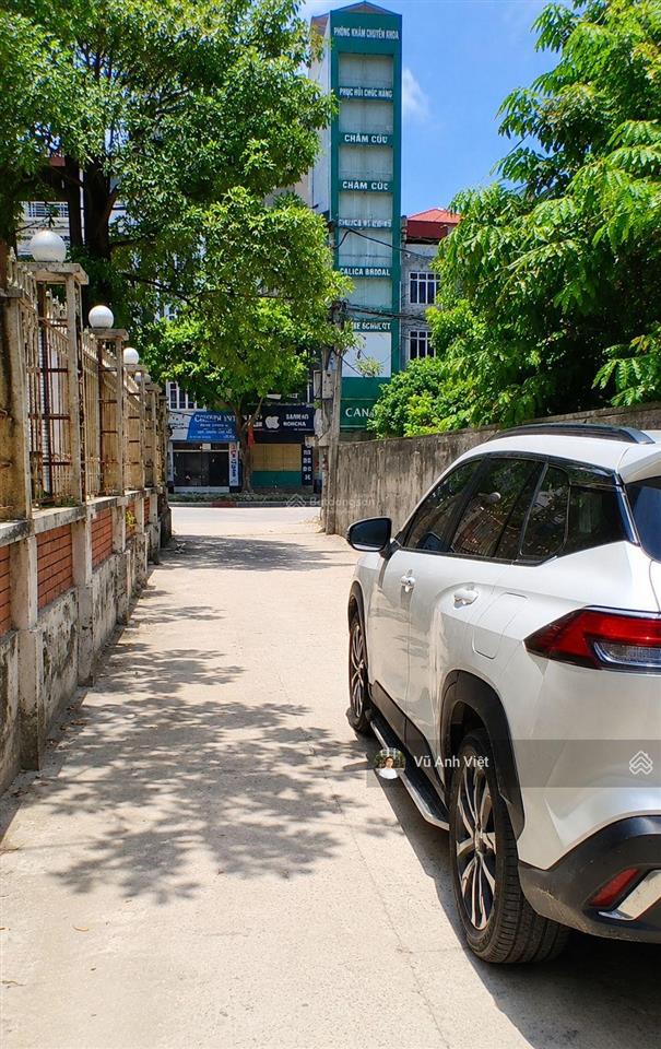 Chính chủ bán 100m2 đất tt phùng  đất sát quận ủy  ngõ thông ô tô  giá chỉ 6,5 tỷ