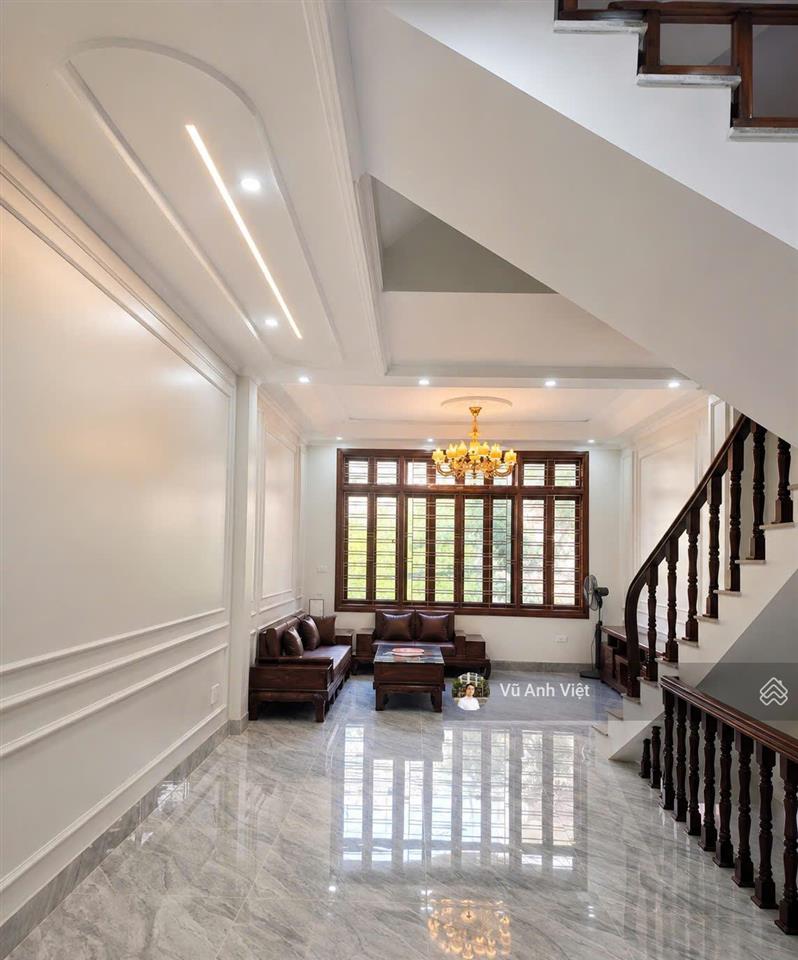 Bán nhanh  nhà lai xá  67,5m  sát vđ3.5  gara  vỉa hè pl  chỉ 13 tỷ (bao sổ)