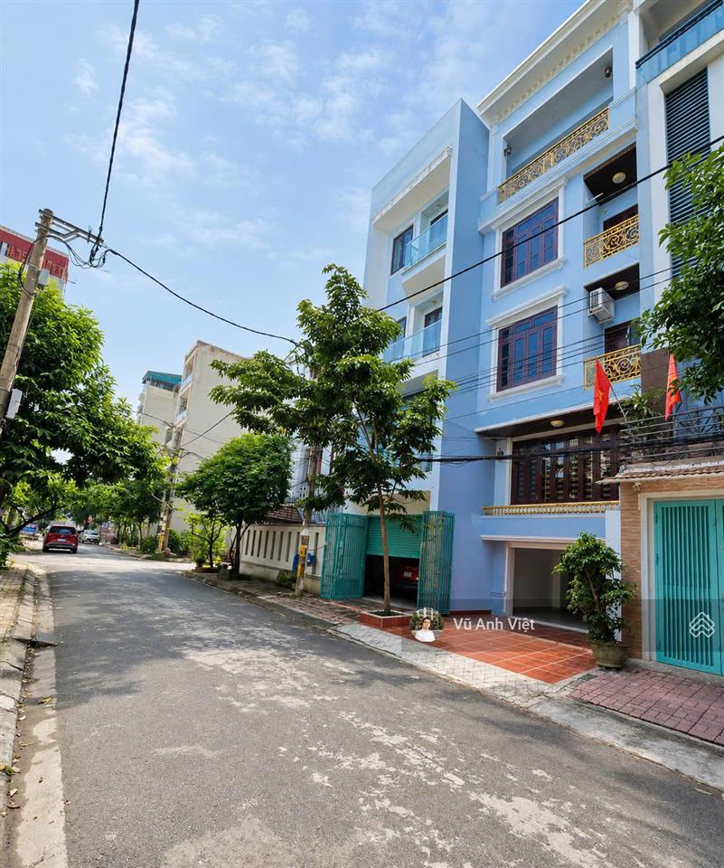 Bán nhanh  nhà lai xá  67,5m  sát vđ3.5  gara  vỉa hè pl  chỉ 13 tỷ (bao sổ)