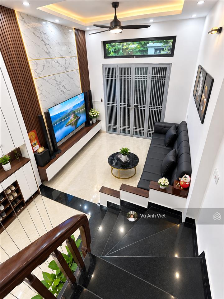 Bán nhà đẹp! dân xây hàm nghi  40m2  vài bước ô tô tránh  tặng full nt  ở ngay