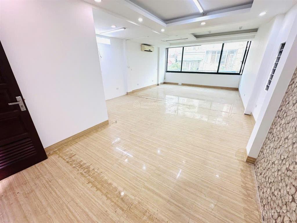 Cho thuê văn phòng tại thụy khuê, giá tốt, 15 triệu vnd, 70m2, hàng hiếm tại ba đình