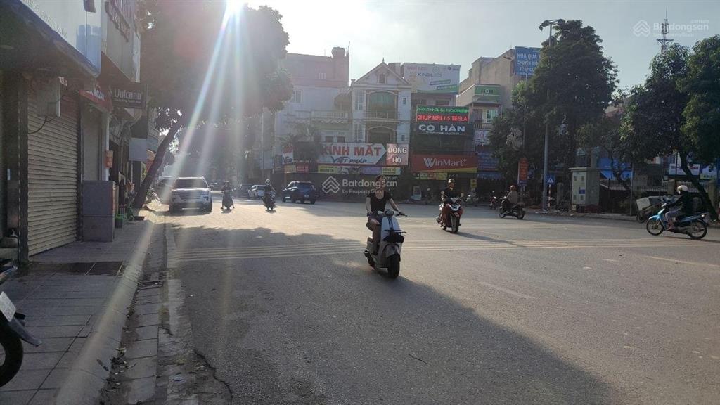 Bán nhà mặt phố tại 275 cao lỗ, đông anh, 350 triệu / m2, 70 m2, đẹp, nhiều tiện ích