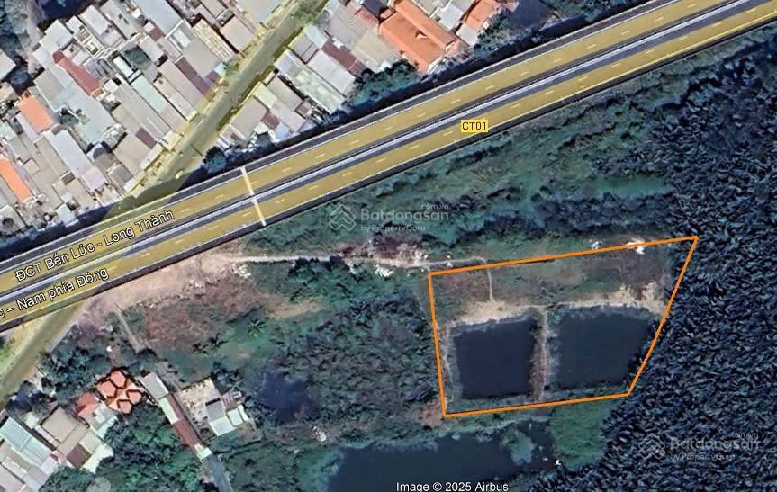 Bán 1400m2 đất nông nghiêp  đường xe hơi  điện nước đầy đủ  thích hợp làm farm