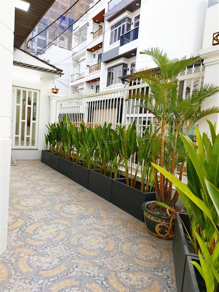 Giảm ngay 700 triệu nhà góc 2 mặt tiền siêu đẹp