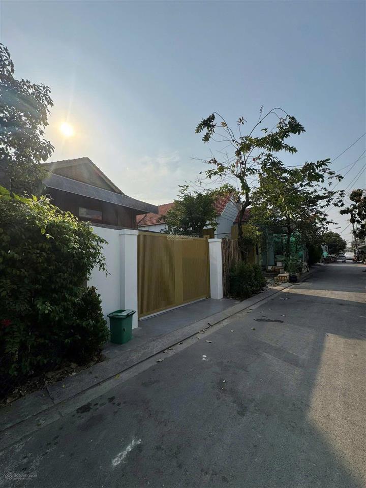 Sản phẩm hiếm  bán nhà vườn view sông  gần 300m2 thổ cư  đường xe tải