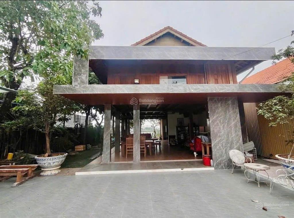 Sản phẩm hiếm  bán nhà vườn view sông  gần 300m2 thổ cư  đường xe tải