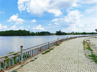 Bán đất cách đường phạm hữu lầu 100m  thổ cư  hẻm xe hơi