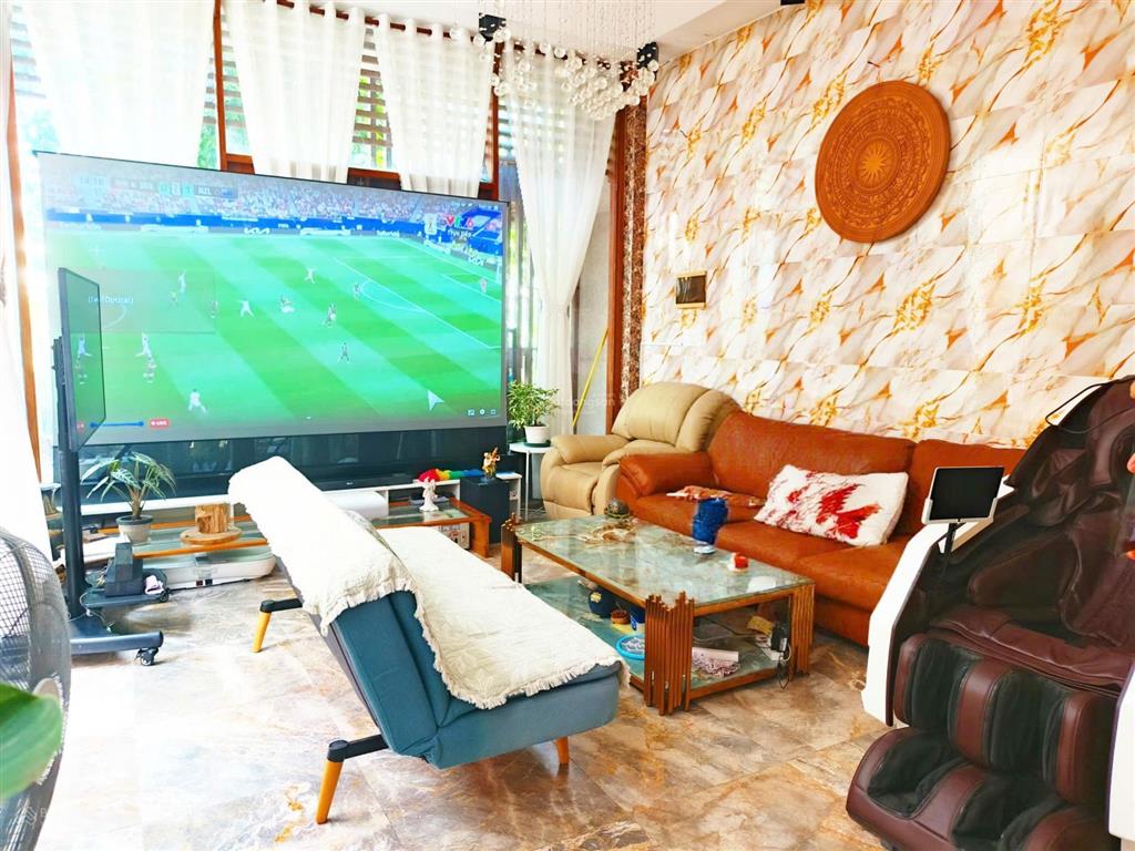 Bán 250m2 nhà vườn giữa lòng sài gòn  có phòng spa  giải trí  giá 9 tỷ 8