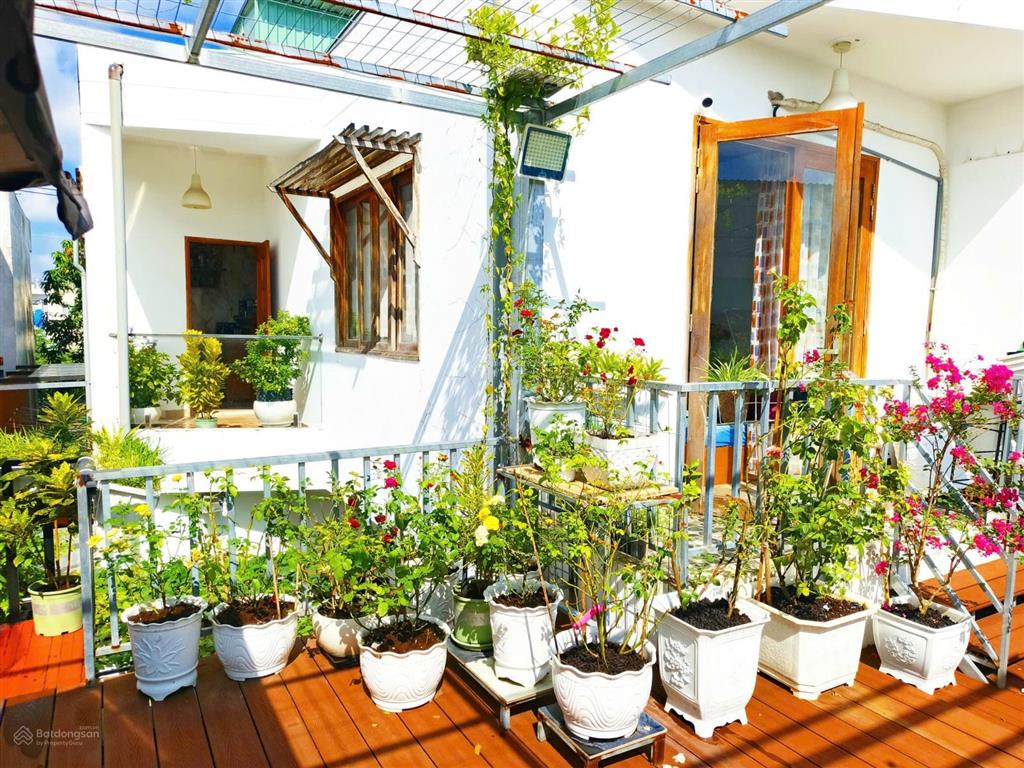 Bán 250m2 nhà vườn giữa lòng sài gòn  có phòng spa  giải trí  giá 9 tỷ 8
