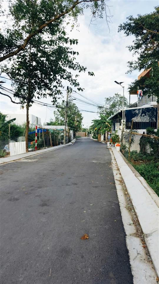 Bán 7240m2 đất nn mặt tiền đ. lê văn lương 2  xe hơi tới đất