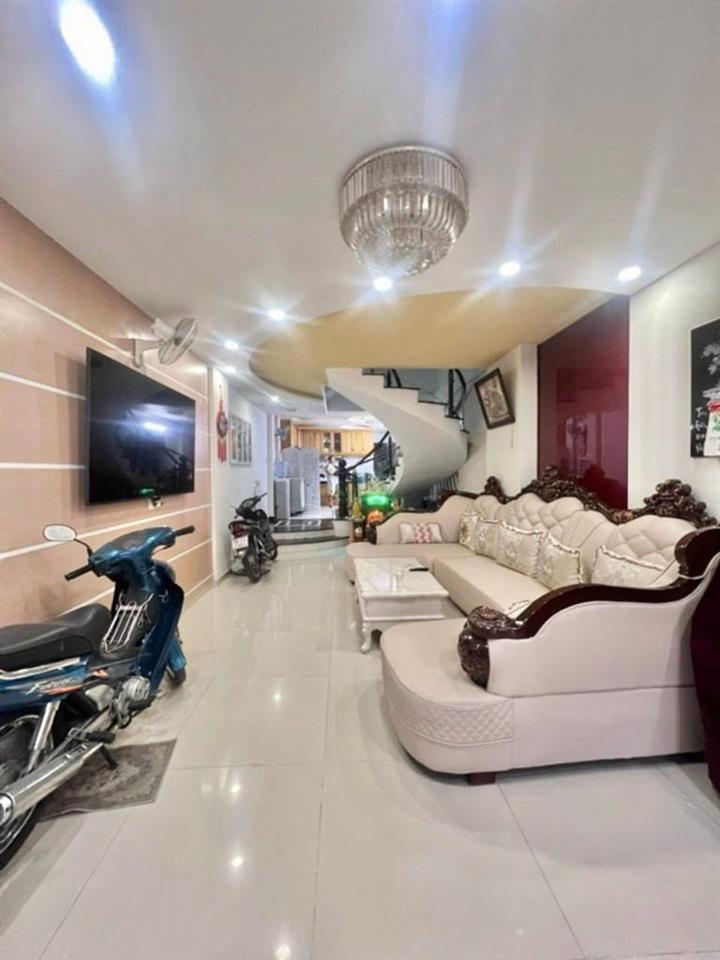 Hẻm xe hơi chợ Rạch Ông 5x24 Hoàn công 4 tầng Tặng nội thất- 0931172218