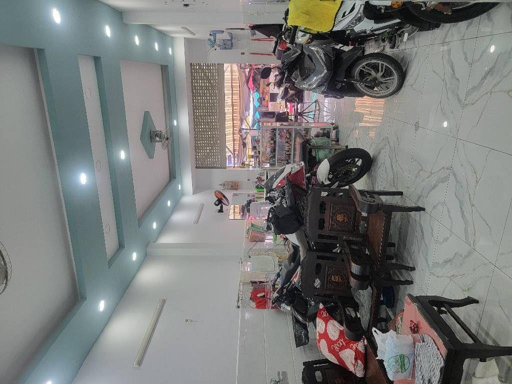 Mặt tiền chợ Bùi Minh Trực 4x17 Hiếm giáp Quận 5 chỉ 10 tỷ nhỉnh- 0931172218