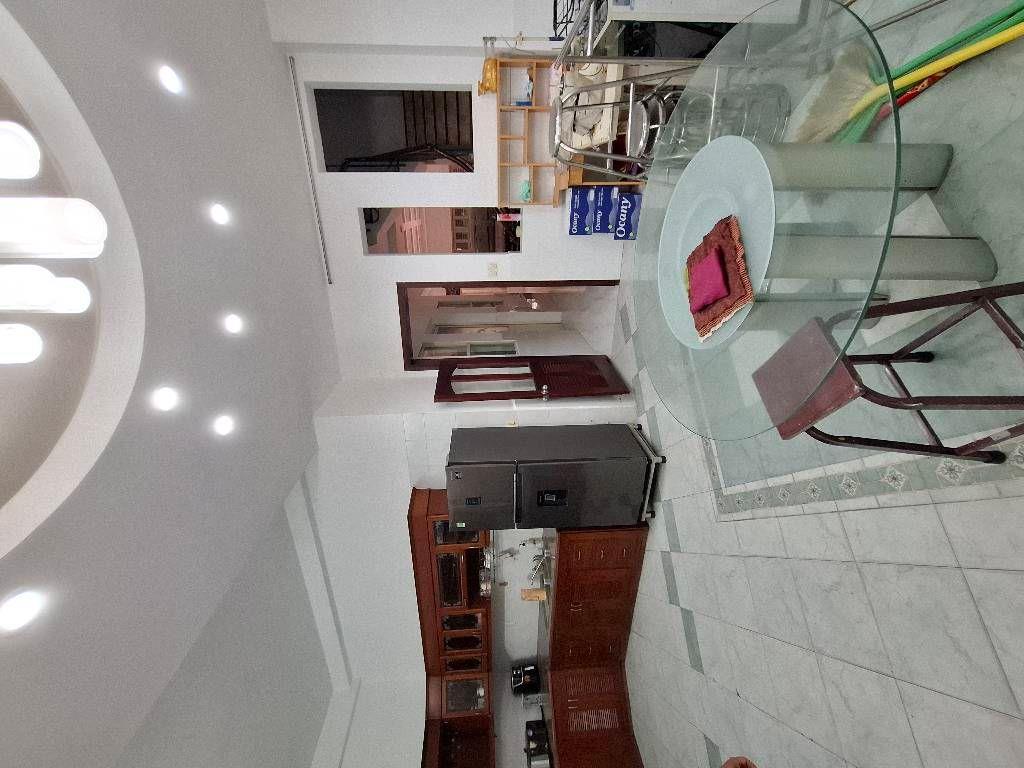 Mặt tiền 4 tầng ngay Tạ Quang Bửu 8x21 khu dân trí an ninh - 0931172218