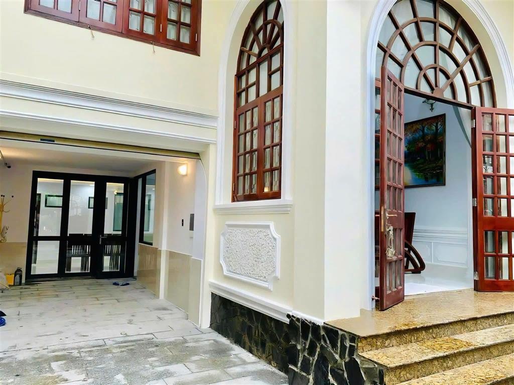 Mặt tiền Tạ Quang Bửu ngang 8m Siêu Phẩm ngay công viên Phân Lô