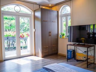 Bán nhà KDC Phú Lợi, đường Lê Bôi 10x20 căn góc 2 mặt tiền 6 tầng có hầm chỉ 22 tỷ TL