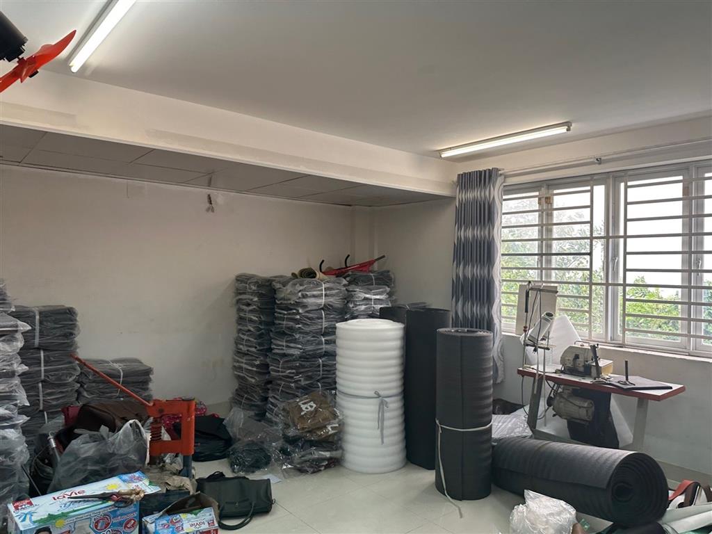 Mặt tiền đường Lê Bôi 6x20 chỉ 12 tỷ 9 có lửng- 0931172218
