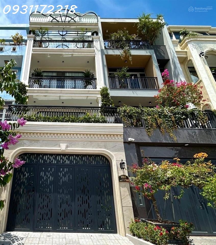 Bán nhà mặt tiền hiếm 4 tầng đường Bông Sao đối diện công viên tặng nội thất 5 tỷ -