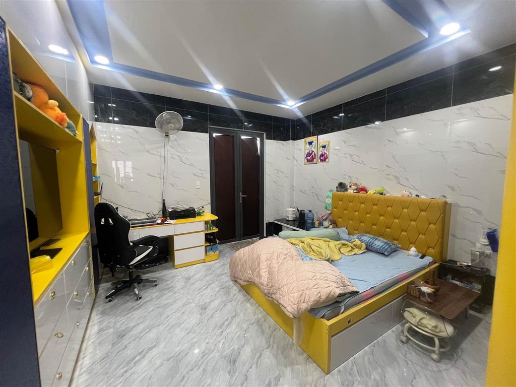Bán nhà mặt tiền 7 tầng đường Hưng Phú ngang 6m View công viên, 0931172218