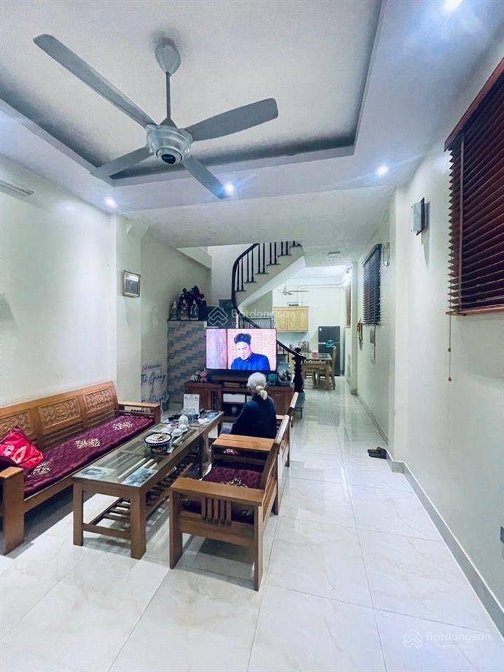 Bán nhà riêng ở an dương vương, 9,999 tỷ, 42m2, 4pn, lô góc giá cực chất