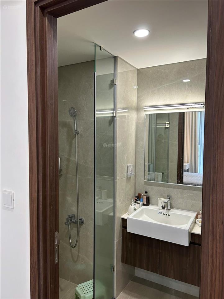 Căn hộ masteri ocean park 1 full nội thất đẹp đẽ chỉ việc xách valy vào ở. sẵn sổ cất két