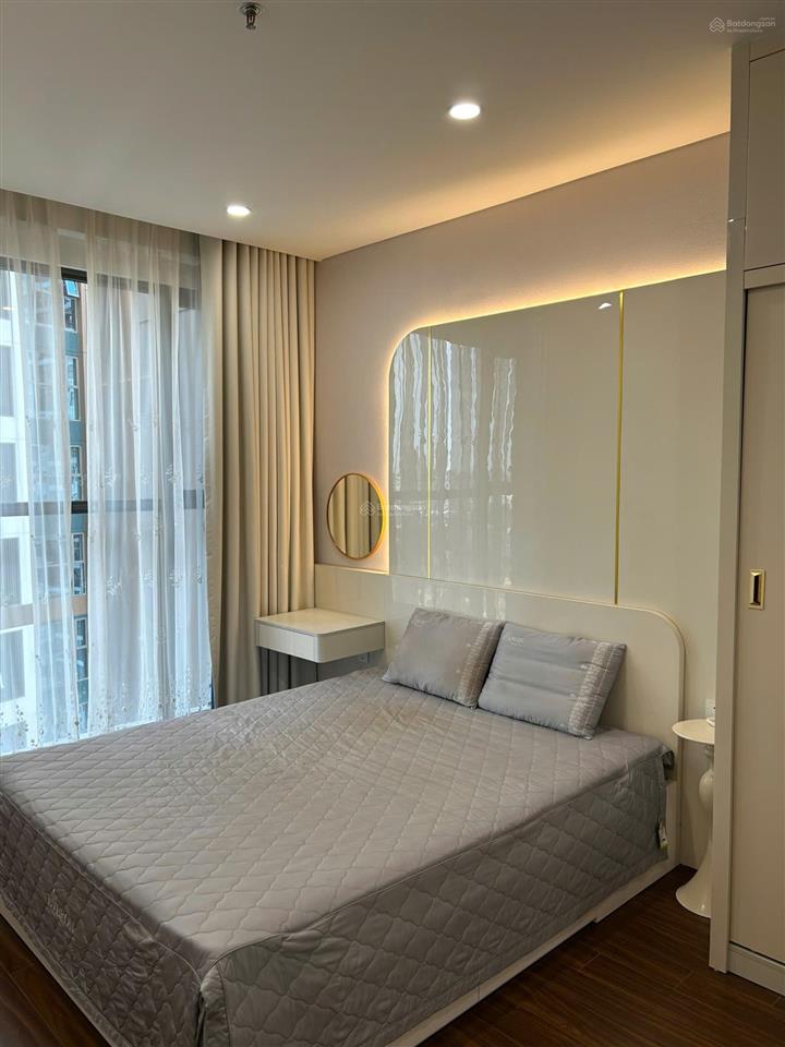 Căn hộ masteri ocean park 1 full nội thất đẹp đẽ chỉ việc xách valy vào ở. sẵn sổ cất két