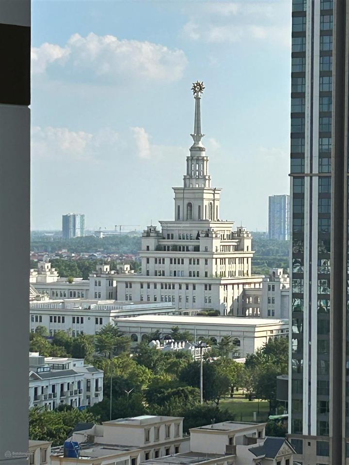 Căn hộ masteri ocean park 1 full nội thất đẹp đẽ chỉ việc xách valy vào ở. sẵn sổ cất két