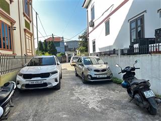 3 tỷ hơn/46.75m2 cạnh chợ xâm xuyên hồng vân ô tô đỗ cửa